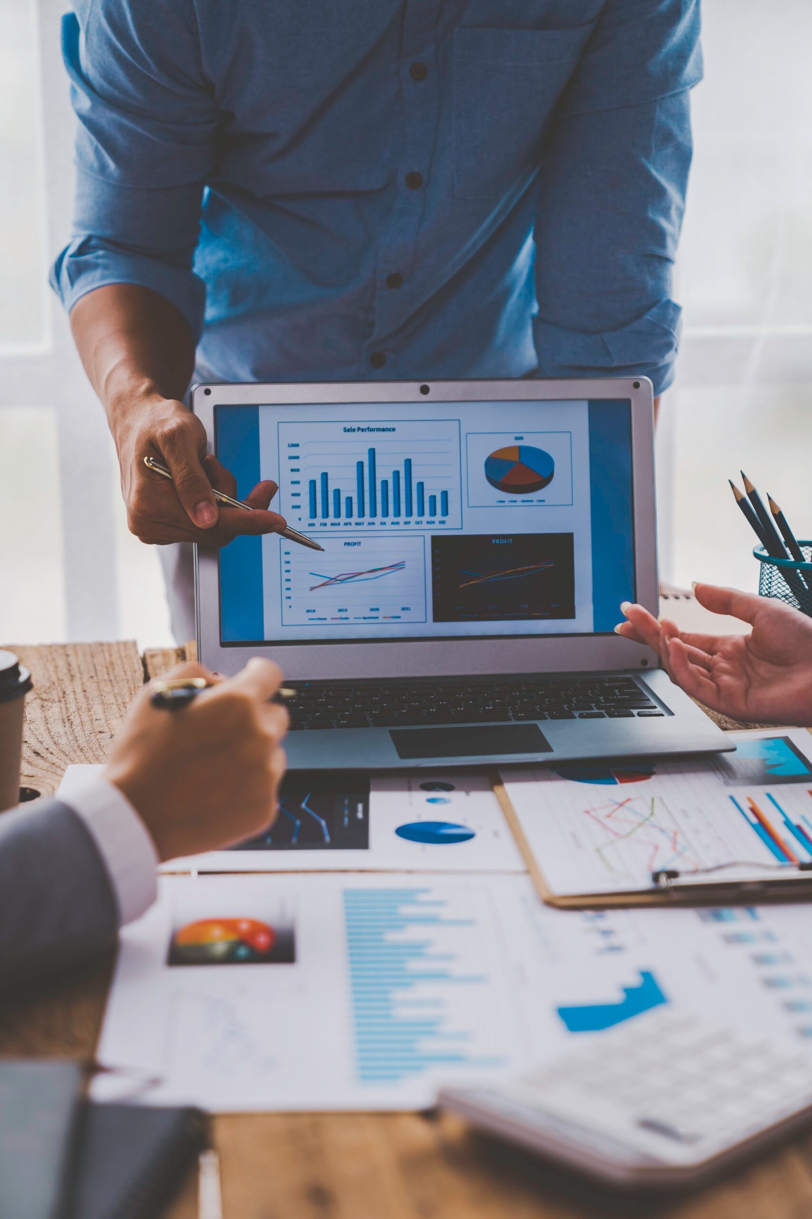 How to Measure ROI Across Channels for a Local SEO Agency